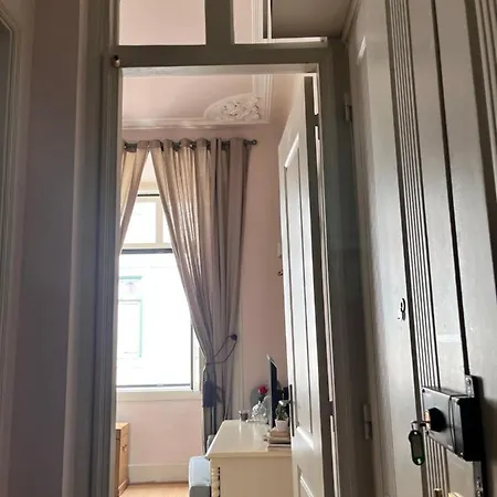 Δωμάτια σε οικογενειακή κατοικία Tranquilo No Coracao De Lisboa